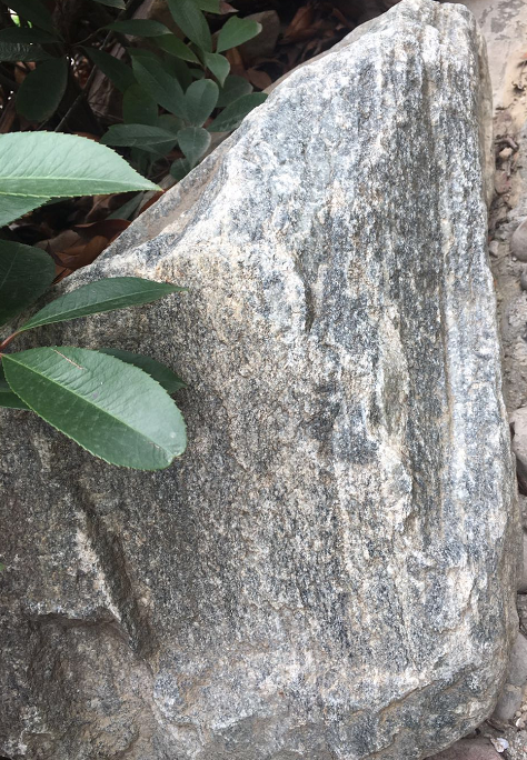 河南辉县泰山石是什么石头？可以用来镇宅辟邪吗？
