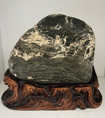 西北放泰山石是什么原因？作用是什么？